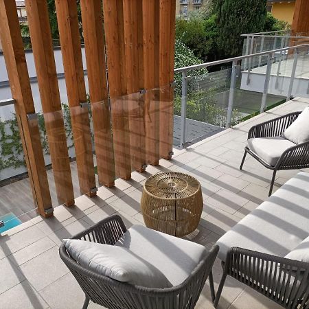 Lake Dream Apartment With Pool In Бардолино Экстерьер фото