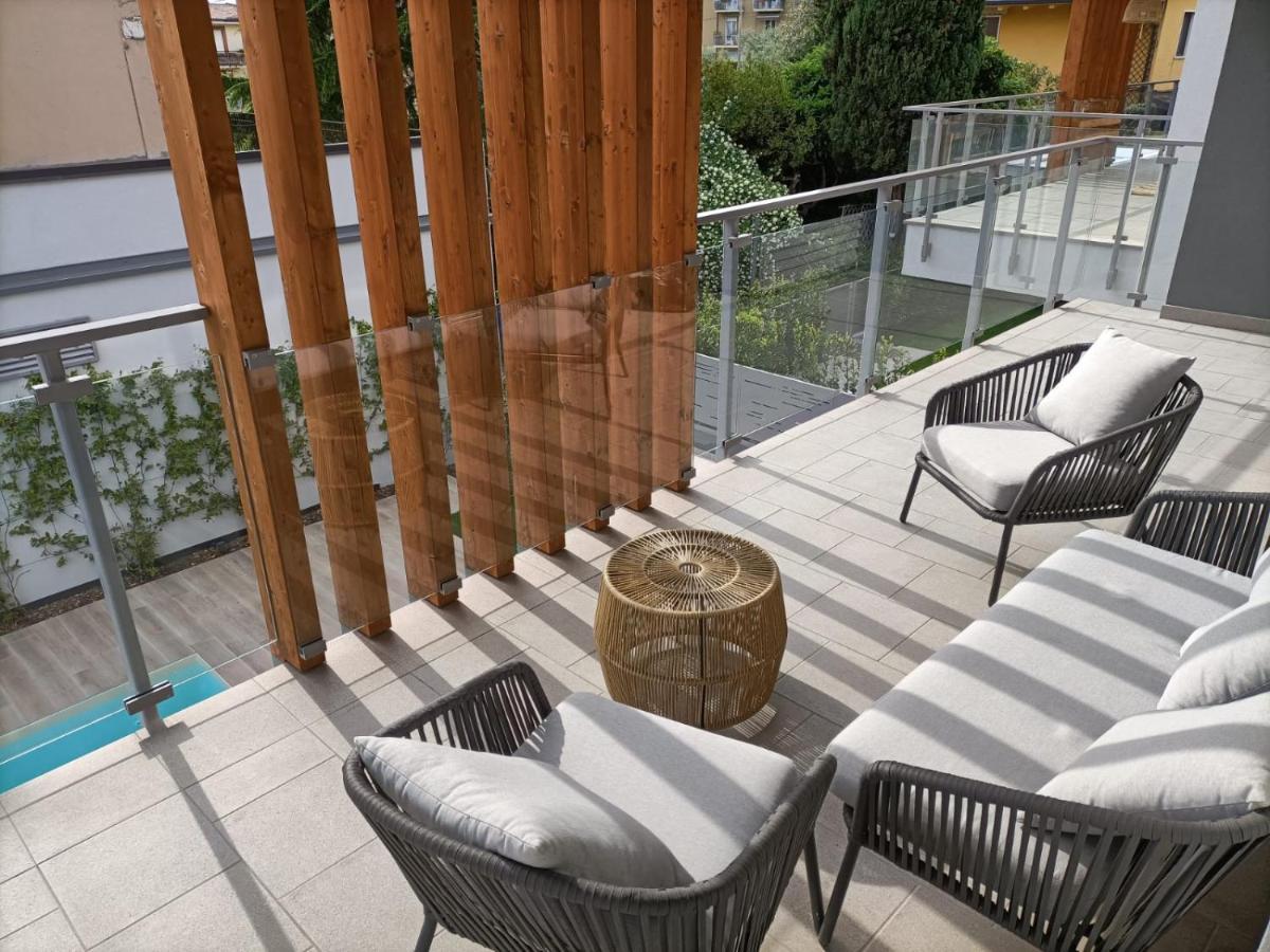 Lake Dream Apartment With Pool In Бардолино Экстерьер фото